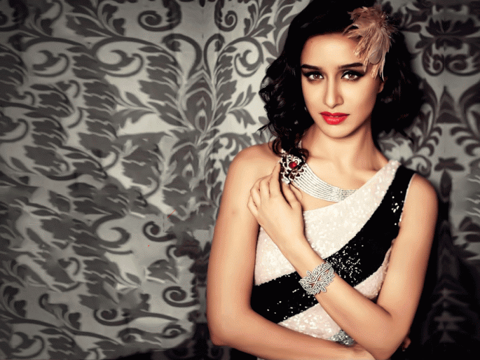 Shraddha Kapoor took a career decision for his career! | ​श्रद्धा कपूरने करिअरसाठी घेतला ‘हा’ मोठा निर्णय!