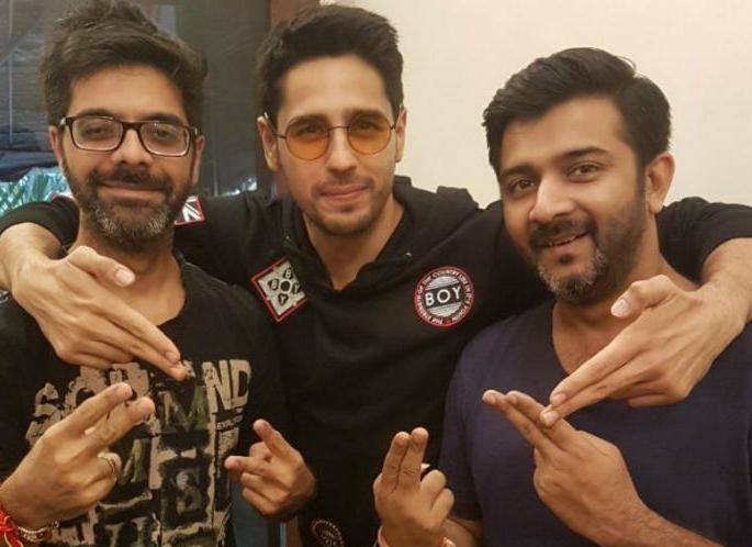 After the acting, Siddharth Malhotra will make his debut in 'Theater'! | अभिनयानंतर सिद्धार्थ मल्होत्रा 'या' क्षेत्रात करणार पदार्पण! After the acting, Siddharth Malhotra will make his debut in 'Theater'! | अभिनयानंतर सिद्धार्थ मल्होत्रा 'या' क्षेत्रात करणार पदार्पण!