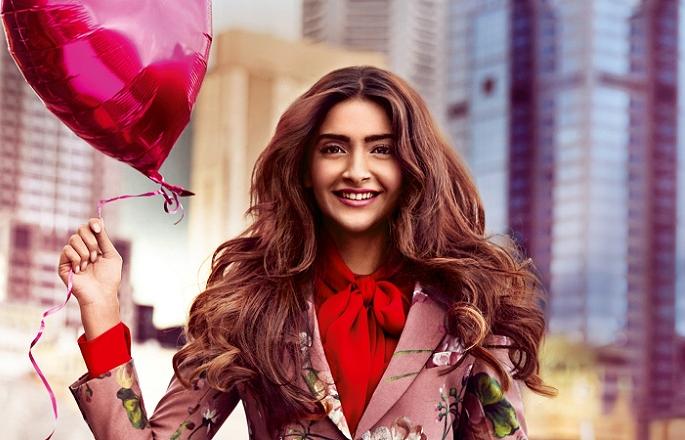 Sonam Kapoor's Depictional Digital Sticker | ​सोनम कपूरचे अवतरली डिजीटल स्टिकरवर