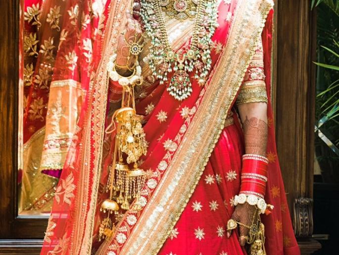 You will be surprised at the value of Sonam Kapoor's 'Lehung'! | सोनम कपूरच्या 'या' लेहंग्याची किंमत ऐकून तुम्हीसुद्धा आश्चर्यचकीत व्हाल! You will be surprised at the value of Sonam Kapoor's 'Lehung'! | सोनम कपूरच्या 'या' लेहंग्याची किंमत ऐकून तुम्हीसुद्धा आश्चर्यचकीत व्हाल!
