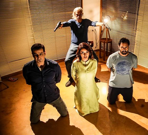 The artist will be seen in the 'Hostesses' Thriller Series | ‘होस्टेजेस’थ्रिलर सिरीजमध्ये झळकणार हे कलाकार The artist will be seen in the 'Hostesses' Thriller Series | ‘होस्टेजेस’थ्रिलर सिरीजमध्ये झळकणार हे कलाकार