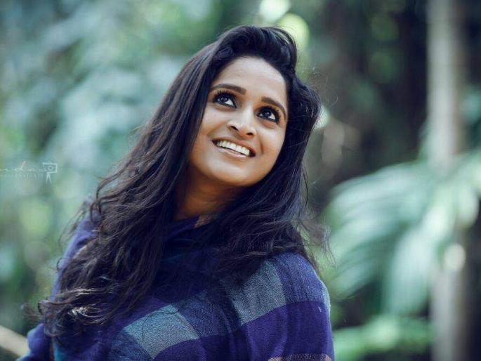 Surli Lakshmi came troll! 'Beef' in the show was expensive! | ​सुरभी लक्ष्मी झाली ट्रोल! शोमध्ये ‘बीफ’ खाणे पडले महाग!
