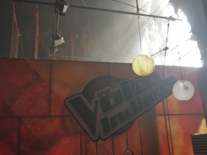 Fire on the set of 'The Voice India Kids' 2 | 'द व्हॉईस इंडिया किड्स' 2 च्या सेटवर आग Fire on the set of 'The Voice India Kids' 2 | 'द व्हॉईस इंडिया किड्स' 2 च्या सेटवर आग