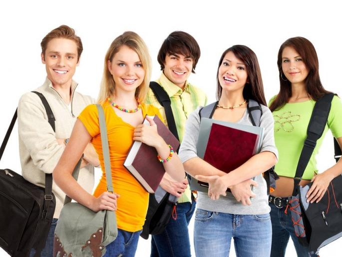 These are the career opportunities for those who have passed from 12th AR branch. | ​१२ वी कला शाखेतून पास झालेल्यांसाठी या आहेत करिअर संधी !