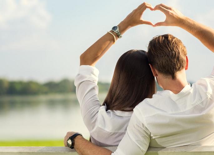 Relationship: A similar relationship between work stress! | Relationship : कामाच्या तणावातही असे जपा नातेसंबंध !