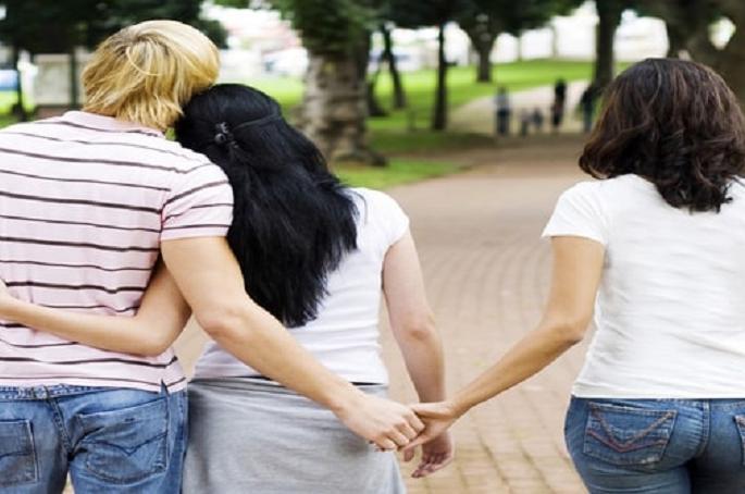 Relation: If your partner has an extramarital affair, do not you? | ​Relation : आपल्या पार्टनरचे विवाहबाह्य संबंध तर नाहीत ना?