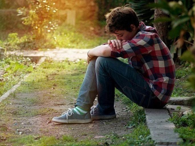 LOVE: Use these tips to forget first love! | LOVE : ​पहिले प्रेम विसरण्यासाठी वापरा या टिप्स !