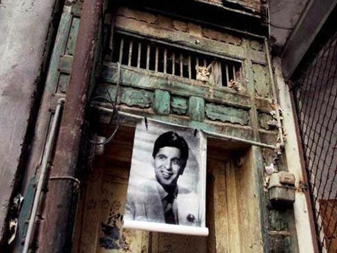 Tragy King Dilipkumar's Peshawar bungalow collapses! | ट्रॅजेडी किंग दिलीपकुमार यांचा पेशावरमधील बंगला खचला!