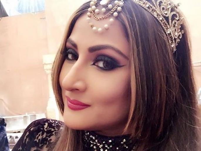Therefore Urvashi Dholakia's new look is discussed | म्हणून उर्वशी ढोलकियाच्या नवीन लूकची होतेय चर्चा Therefore Urvashi Dholakia's new look is discussed | म्हणून उर्वशी ढोलकियाच्या नवीन लूकची होतेय चर्चा