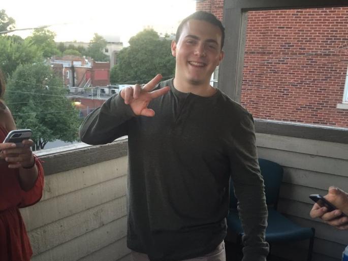 He gave all the class to Mark from among them | असे मिळवून दिले त्याने सगळ्या वर्गाला पैकीच्या पैकी मार्क He gave all the class to Mark from among them | असे मिळवून दिले त्याने सगळ्या वर्गाला पैकीच्या पैकी मार्क