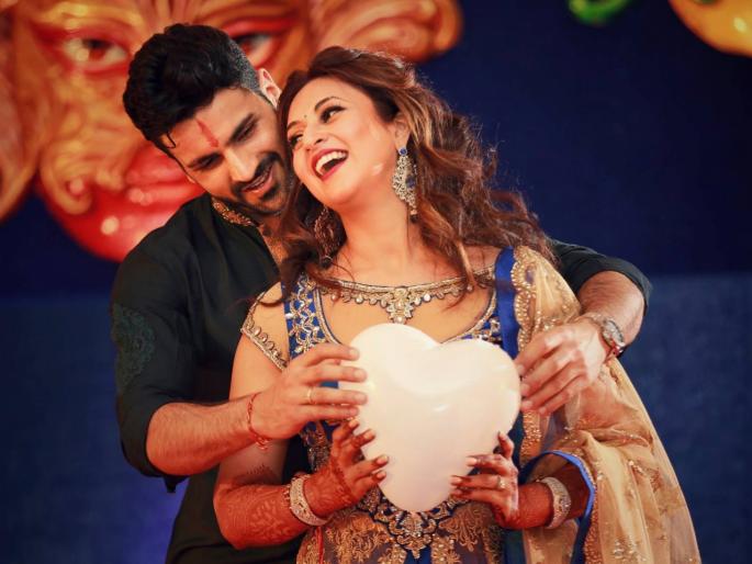 Did you see the chemistry of Balika Balikaar and Diwali Tripathi Vivek Dahiya? | दिव्यांका त्रिपाठी आणि विवेक दहियाची नच बलियेमधील केमिस्ट्री तुम्ही पाहिली का? Did you see the chemistry of Balika Balikaar and Diwali Tripathi Vivek Dahiya? | दिव्यांका त्रिपाठी आणि विवेक दहियाची नच बलियेमधील केमिस्ट्री तुम्ही पाहिली का?