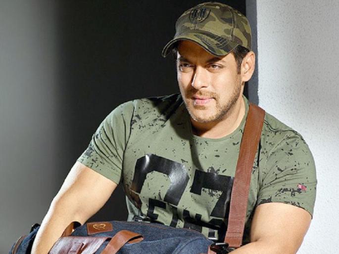 Salman Khan wants to enter the Galaxy Apartments! Threatened by suicide threatening for an hour! | सलमान खानच्या गॅलेक्सी अपार्टमेंटमध्ये शिरली चाहती! आत्महत्येची धमकी देत तासभर घातला धिंगाणा! Salman Khan wants to enter the Galaxy Apartments! Threatened by suicide threatening for an hour! | सलमान खानच्या गॅलेक्सी अपार्टमेंटमध्ये शिरली चाहती! आत्महत्येची धमकी देत तासभर घातला धिंगाणा!
