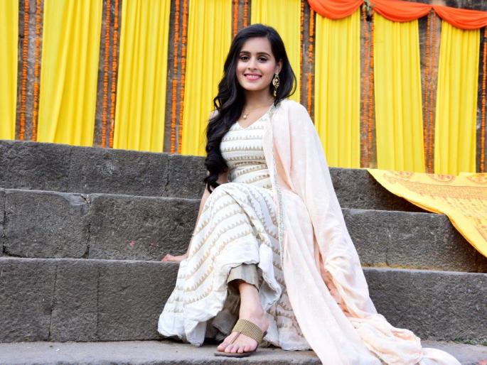 Riya Sharma's daughter Suraj Rathi's daughter Kanak Rathi, 'Suraj Mein Sanj Piya ji' | तर ही असणार सुरज राठीची मुलगी कनक राठी,‘तू सूरज मैं सांज पिया जी’ मालिकेत रिया शर्माची वर्णी Riya Sharma's daughter Suraj Rathi's daughter Kanak Rathi, 'Suraj Mein Sanj Piya ji' | तर ही असणार सुरज राठीची मुलगी कनक राठी,‘तू सूरज मैं सांज पिया जी’ मालिकेत रिया शर्माची वर्णी
