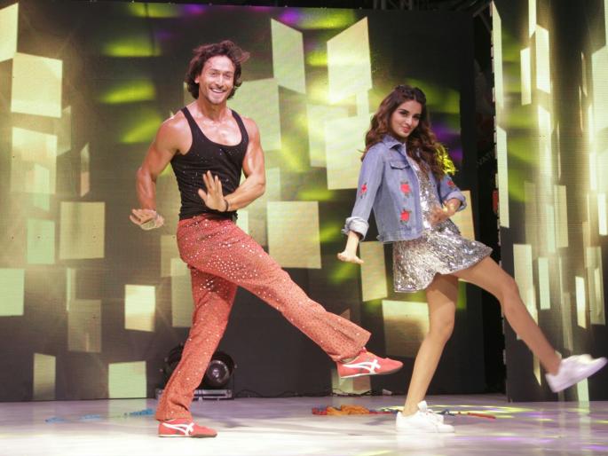 Tiger Shraaf's Rocking Style | टायगर श्राॅफचा रॉकिंग अंदाज
