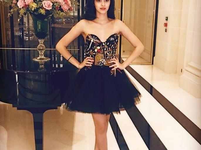 Chanki Pandey's daughter Ananya Pandey's debut in 'Le Bal'! See photo !! | चंकी पांडेची मुलगी अनन्या पांडेचा ‘Le Bal’मध्ये डेब्यू ! पाहा फोटो!!