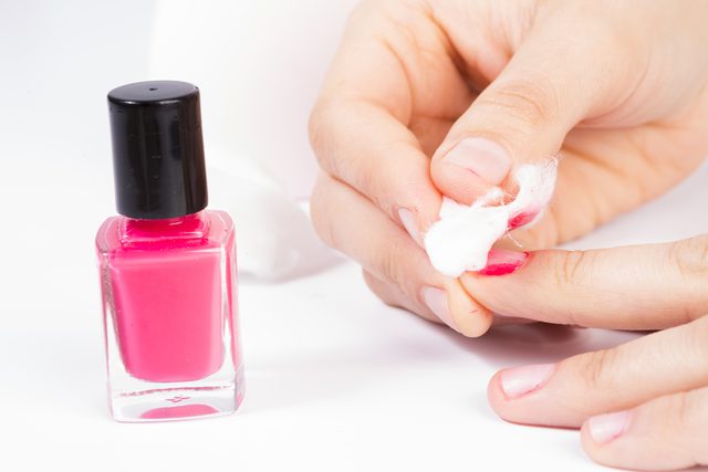 Remove NailPolish without remover! | रिमुव्हर शिवाय काढा नेलपॉलिश! Remove NailPolish without remover! | रिमुव्हर शिवाय काढा नेलपॉलिश!