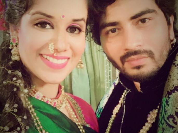 This fame came to the marriage of Naqi. Acting Sawant came from Sacharpura | नकटीच्या लग्नाला यायचं हा फेम अभिनय सावंतचा झाला साखरपुडा This fame came to the marriage of Naqi. Acting Sawant came from Sacharpura | नकटीच्या लग्नाला यायचं हा फेम अभिनय सावंतचा झाला साखरपुडा