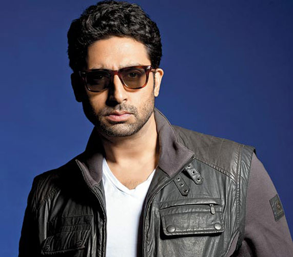 2 million followers of Junior Bachchan | ज्युनियर बच्चनचे 2 मिलीयन फॉलोअर्स 2 million followers of Junior Bachchan | ज्युनियर बच्चनचे 2 मिलीयन फॉलोअर्स