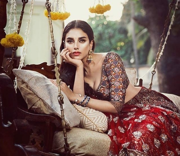 Birthday Special: The actor was married to Aditi Rao Hydari's 21st year | Birthday Special : या अभिनेत्यासोबत झाले होते अदिती राव हैदरीचा 21 व्या वर्षी लग्न