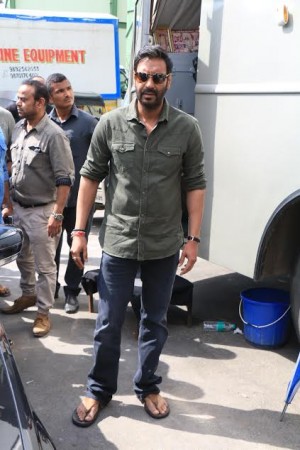 Ajay Devgan in Filmcity | Ajay Devgan in Filmcity
