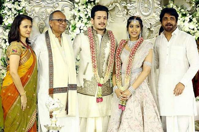 Nagarjuna's boy's marriage is broken because this is! | नागर्जुनच्या मुलाचे लग्न तुटल्याचे 'हे' आहे कारण ! Nagarjuna's boy's marriage is broken because this is! | नागर्जुनच्या मुलाचे लग्न तुटल्याचे 'हे' आहे कारण !