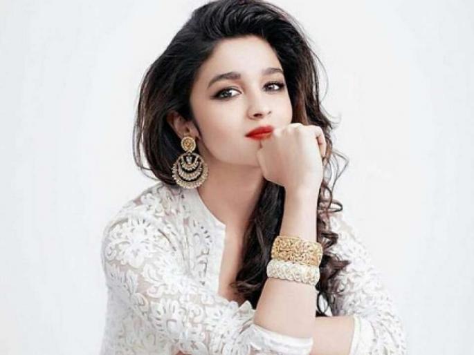 Alia Bhatt's mother kept her name because of this | ​या कारणामुळे आलिया भट्टच्या आईने ठेवले तिचे नाव