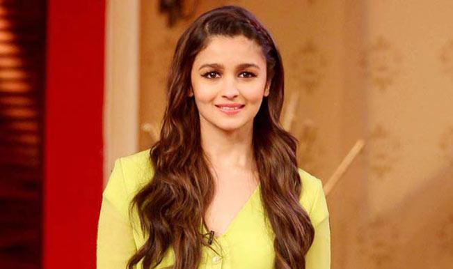 Alia Bhatt on a 6-month holiday | आलिया भट्ट जाणार 6 महिन्यांच्या सुट्टीवर