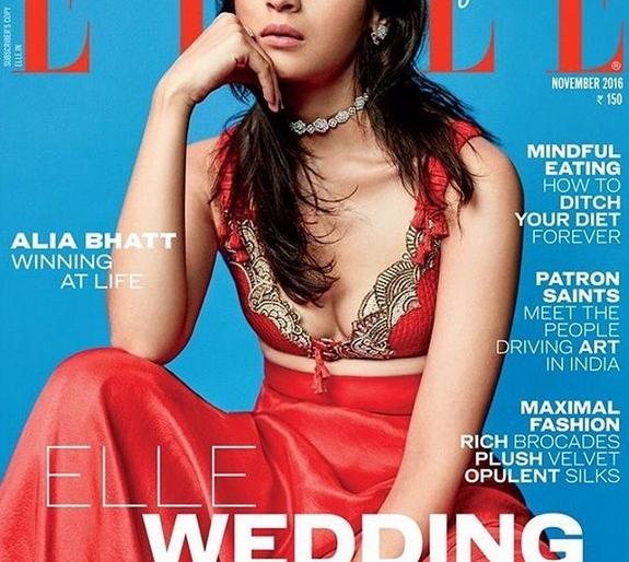 Ali's hot guess on 'cover' cover | ​‘एली’च्या कव्हरपेजवर आलियाचा हॉट अंदाज