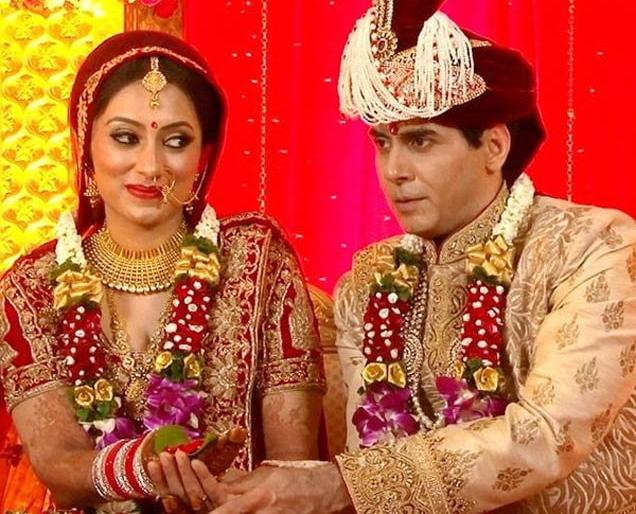 Aman Verma married 15 years old onscreen sister! | अमन वर्माने 15 वर्षांनी लहान असलेल्या ऑनस्क्रीन बहिणीसह केले लग्न !