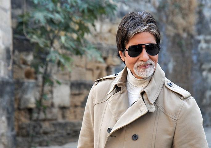 Will do anything for 'rolls'! | ‘रोल्स’ के लिए कुछ भी करेगा!