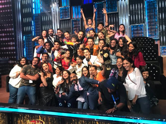 Amrita Khanvilkar says that the last day of the filming of My Dance India Dance? | अमृता खानविलकर का म्हणतेय हा माझा डान्स इंडिया डान्सच्या चित्रीकरणाचा शेवटचा दिवस? Amrita Khanvilkar says that the last day of the filming of My Dance India Dance? | अमृता खानविलकर का म्हणतेय हा माझा डान्स इंडिया डान्सच्या चित्रीकरणाचा शेवटचा दिवस?
