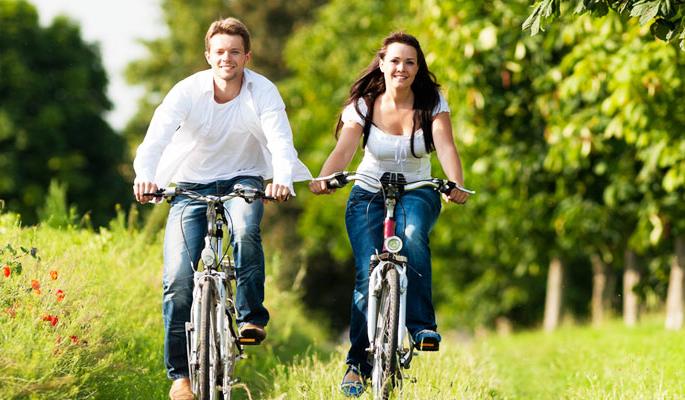 Some tips to stay happy | आनंदी राहण्यासाठी काही टिप्स