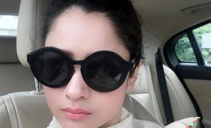 Ankita Lokhande was injured in the fire! | अंकिता लोखंडे आगीत जखमी ! Ankita Lokhande was injured in the fire! | अंकिता लोखंडे आगीत जखमी !