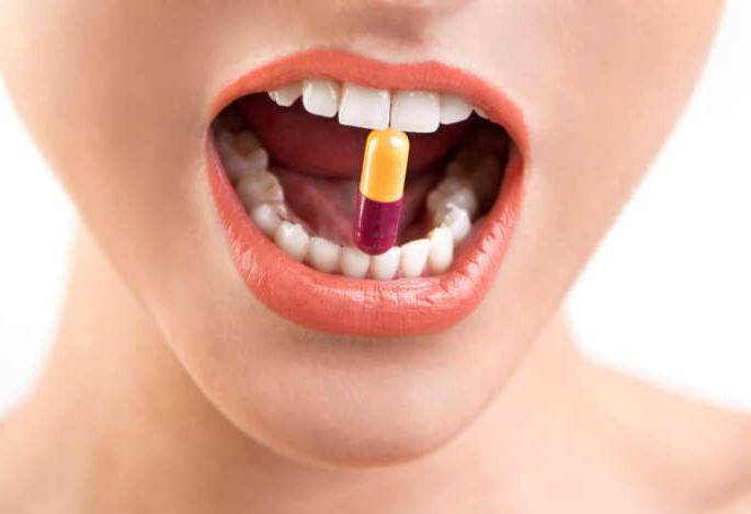 Four side effects of antibiotics | अँटिबायोटिक्सचे चार दुष्परिणाम