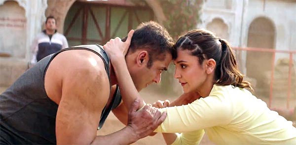 Watching this promo: Salman confesses his love affair | हा प्रमो पाहाच : सलमानने दिली शाहरूखवरच्या प्रेमाची कबुली Watching this promo: Salman confesses his love affair | हा प्रमो पाहाच : सलमानने दिली शाहरूखवरच्या प्रेमाची कबुली