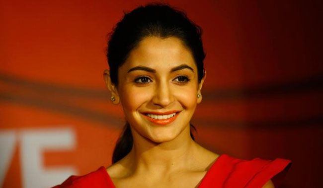 Love for Anushka is everything | अनुष्कासाठी प्रेम म्हणजे सर्व काही Love for Anushka is everything | अनुष्कासाठी प्रेम म्हणजे सर्व काही