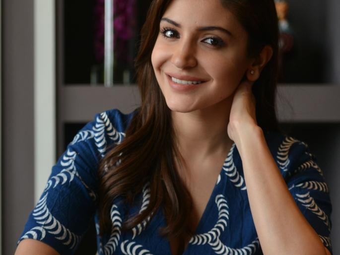 Shah Rukh is more in Aamir Khan, Salman Khan and Shah Rukh Khan: Anushka Sharma | आमिर खान, सलमान खान आणि शाहरुख खानमध्ये शाहरुख अधिक जवळचाः अनुष्का शर्मा
