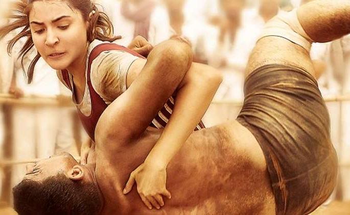 Anushka Sharma will be seen in the role of Phelnamavana | अनुष्का शर्मा महिला पहेलवानाच्या भूमिकेत झळकणार Anushka Sharma will be seen in the role of Phelnamavana | अनुष्का शर्मा महिला पहेलवानाच्या भूमिकेत झळकणार