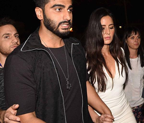Katterina walking with someone's hand? | कुणाच्या हातात हात घालून फिरतेय कॅटरिना? Katterina walking with someone's hand? | कुणाच्या हातात हात घालून फिरतेय कॅटरिना?