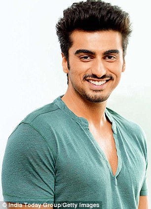 Arjun says, 'Kareena was not affected' | अर्जुन म्हणतो,‘करिनाचा प्रभाव नव्हता’ Arjun says, 'Kareena was not affected' | अर्जुन म्हणतो,‘करिनाचा प्रभाव नव्हता’