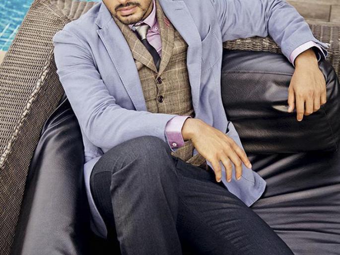 By playing a variety of roles - Arjun | विविधांगी भूमिका साकारायच्यात - अर्जुन By playing a variety of roles - Arjun | विविधांगी भूमिका साकारायच्यात - अर्जुन