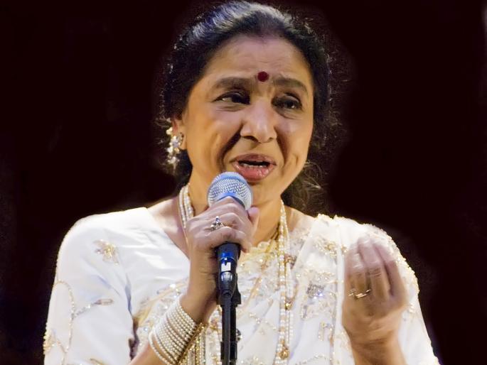 Asha Bhosale's voice will be heard by Begum Jan | ‘बेगम जान’मधून चाहत्यांच्या कानी पडणार आशा भोसलेंचा आवाज Asha Bhosale's voice will be heard by Begum Jan | ‘बेगम जान’मधून चाहत्यांच्या कानी पडणार आशा भोसलेंचा आवाज