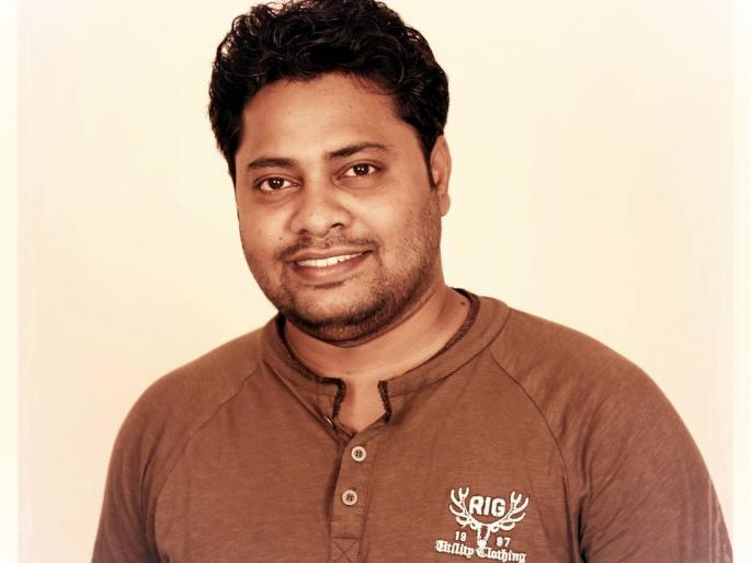 'Ek Amya Bana' is an audience meeting with Ashish More | 'एक आमचा बाणा' हे आशिष मोरेचे गीत प्रेक्षकांच्या भेटीस 'Ek Amya Bana' is an audience meeting with Ashish More | 'एक आमचा बाणा' हे आशिष मोरेचे गीत प्रेक्षकांच्या भेटीस