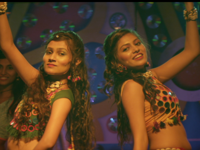 Sunidhi Chauhan and Shalmally Kholgade Baban came together for the first time on the occasion of the film | सुनिधी चौहान आणि शाल्मली खोलगडे बबन या चित्रपटाच्या निमित्ताने पहिल्यांदाच आले एकत्र Sunidhi Chauhan and Shalmally Kholgade Baban came together for the first time on the occasion of the film | सुनिधी चौहान आणि शाल्मली खोलगडे बबन या चित्रपटाच्या निमित्ताने पहिल्यांदाच आले एकत्र