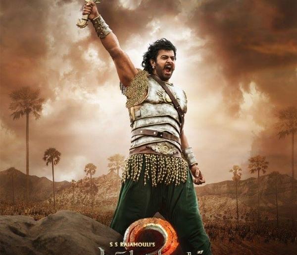 Watch Video: Abhay ... 'Bahubali 2' ticket for Rs 2400! | Watch Video : अबब... ‘बाहुबली २’च्या तिकिटाची किंमत २४०० रुपये!!