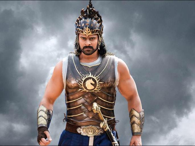 SEE PIC: Vikram gifted 'Bahubali' gift to Prabhu's son; What's the gift? | SEE PIC : विक्रम प्रभूच्या मुलाला प्रभासने दिले ‘बाहुबली’ गिफ्ट; काय असेल बरं हे गिफ्ट?