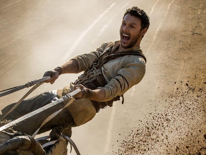 323 crore losses to makers of 'Ben-Hur' | ‘बेन-हर’मुळे निर्मात्यांना ३२३ कोटींचे नुकसान