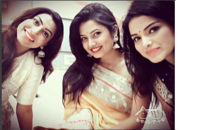 This friendship is broken! | ही दोस्ती तुटायची नाय ! This friendship is broken! | ही दोस्ती तुटायची नाय !