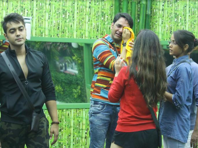 What happened in the Big Boss house on October 10. Click to learn | काय घडले 10 ऑक्टबरोला बिग बॉसच्या घरात.. जाणून घेण्यासाठी क्लिक करा