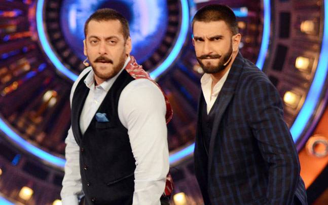 Salman Khan dares to release 'Dabangg3' release date with Ranveer Singh | रणवीर सिंगचा धसका घेऊन सलमान खानने 'दबंग3'ची रिलीज डेट पुढे ढकलली ?